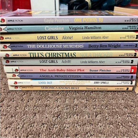 Vintage Children's Book Lot - Colorful Covers apple paperback lot of 30 - Picture 6 of 8